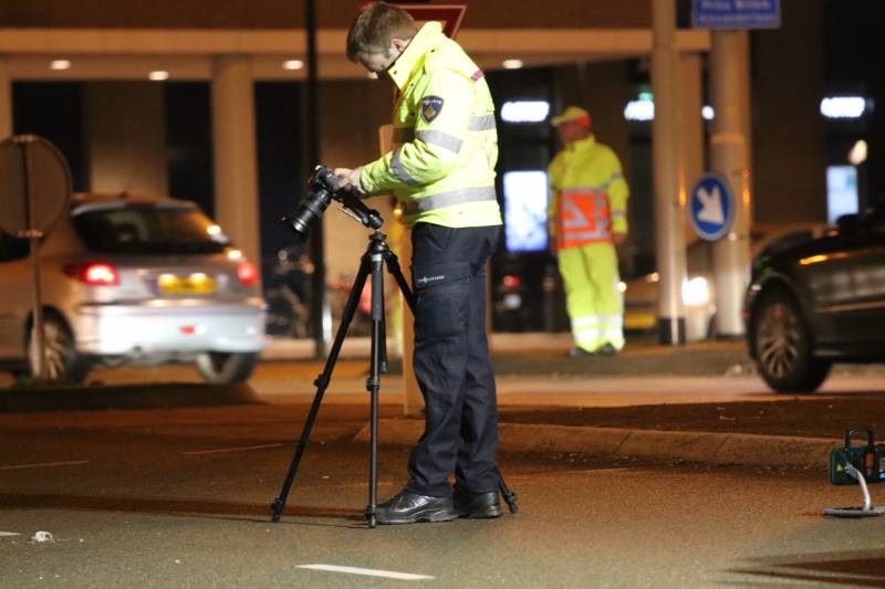 Fietsers aangereden door politieauto