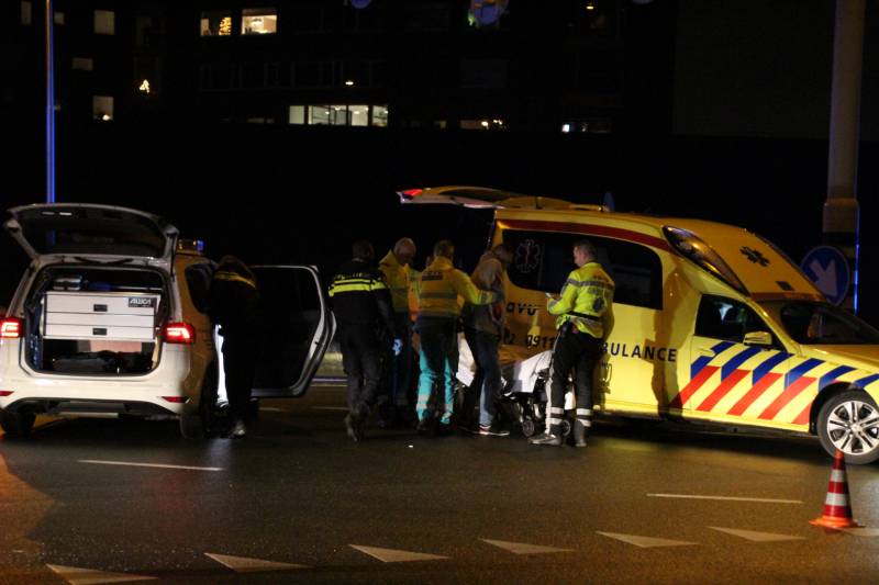 Meerdere voertuigen botsen voor oprit snelweg