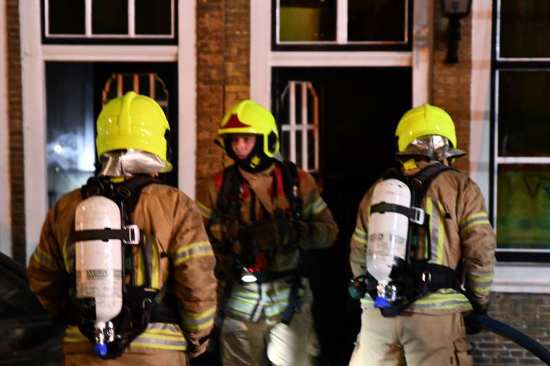 Grote brand historisch pand, brand moeilijk te bestrijden