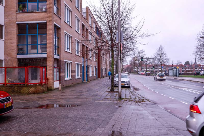 Bewoonster bijna tegen de vlakte door benzinelucht