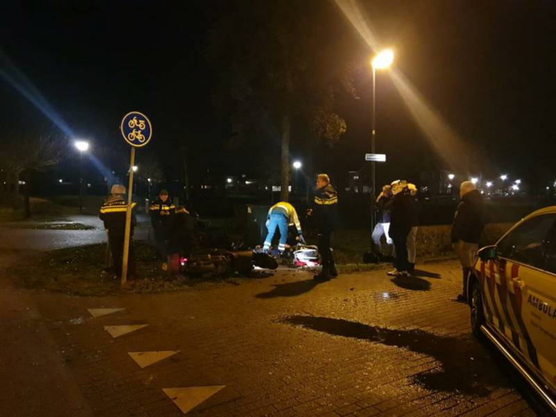 Botsing tussen twee bezorgscooters
