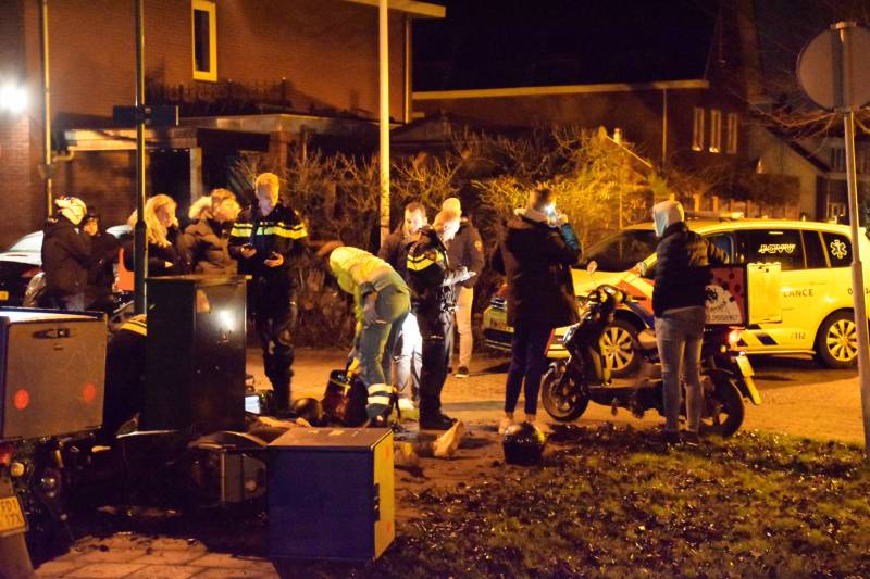 Botsing tussen twee bezorgscooters