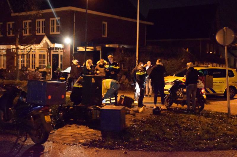 Botsing tussen twee bezorgscooters