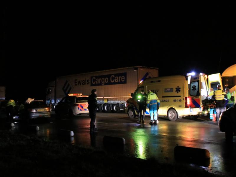 Massale inzet hulpdiensten bij tankstation om medisch noodgeval
