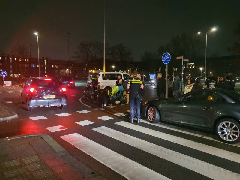 Scooterrijder gewond na aanrijding