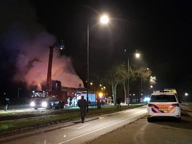 Leegstaande woning verwoest door brand