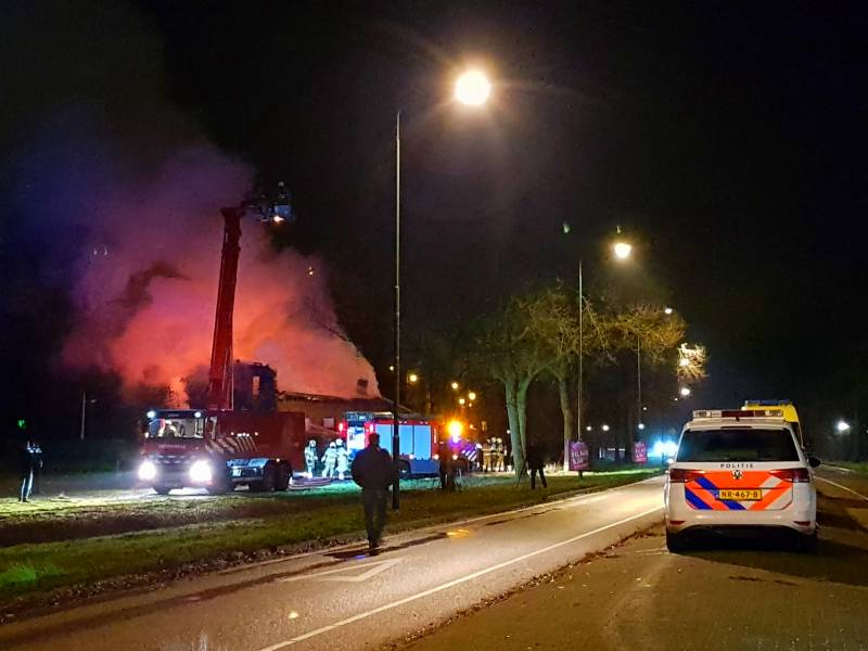 Leegstaande woning verwoest door brand