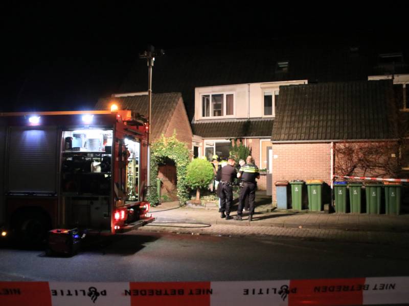 Gewonde en veel rook bij brand in woning