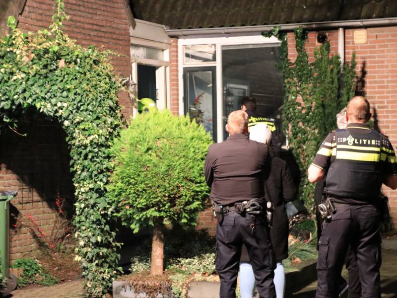 Gewonde en veel rook bij brand in woning