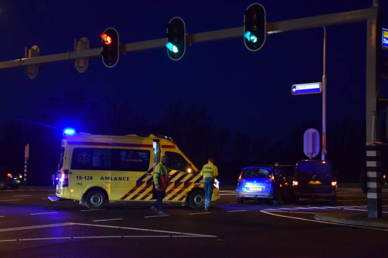 Flinke schade  bij botsing op kruising