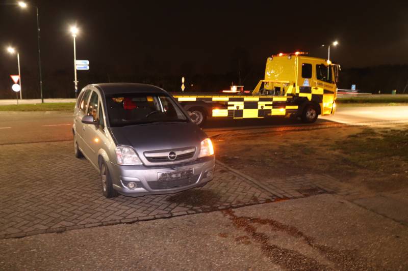 Schade na ongeval op rotonde