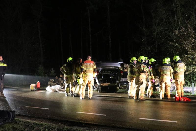 Auto over de kop geslagen