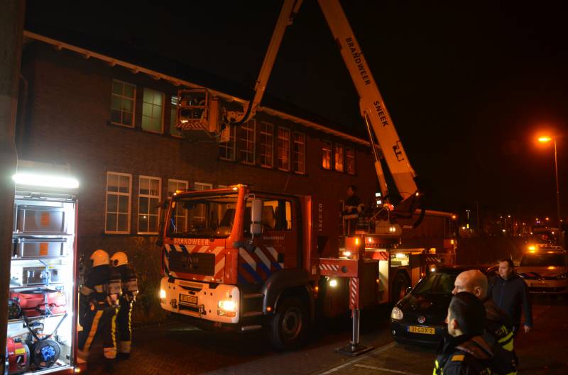 Rookontwikkeling uit bedrijfspand blijkt geen brand te zijn