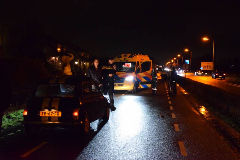 Voetganger zwaargewond na aanrijding met auto