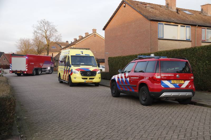 Brand in schuur achter woning