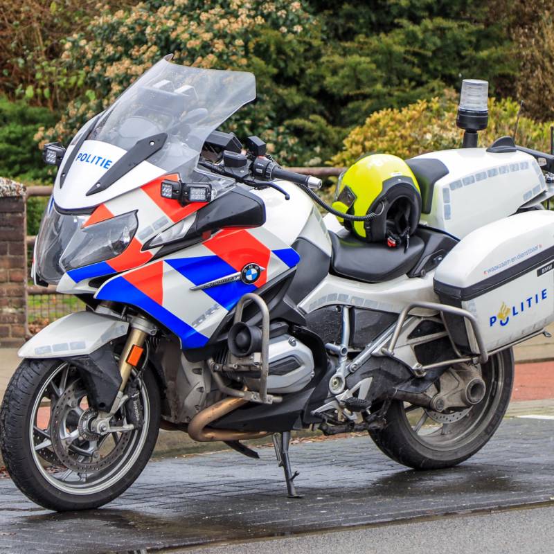 Kluis uit woning gestolen