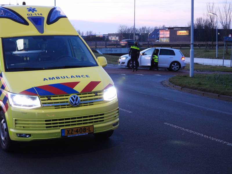 Fietser gewond na aanrijding met personenauto