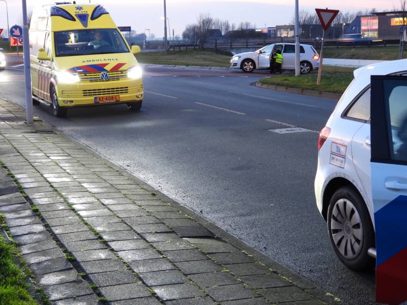 Fietser gewond na aanrijding met personenauto