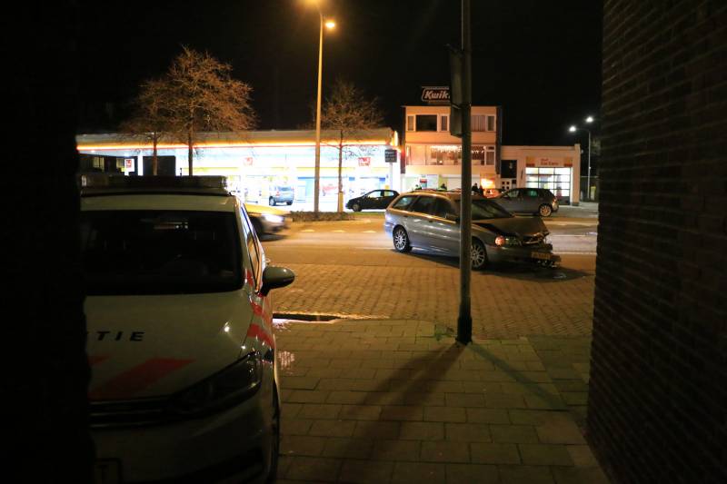 Fikse schade na aanrijding tussen twee autos