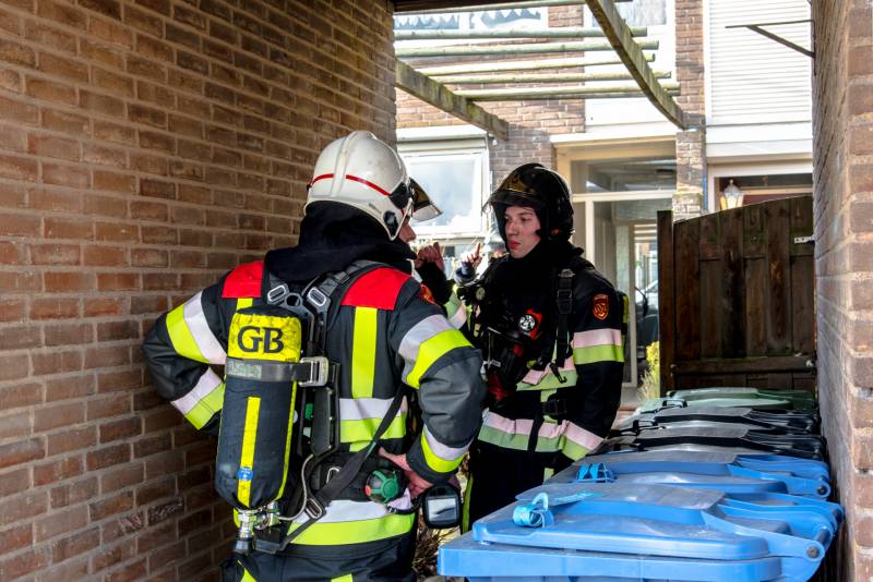 Alerte buren voorkomen flinke woningbrand