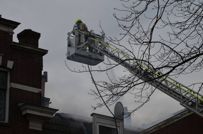 Veel rook bij brand in appartementencomplex