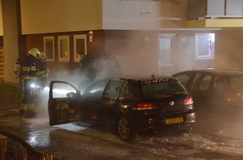 Auto verwoest door brand