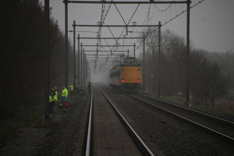 Geen treinverkeer na aanrijding met trein