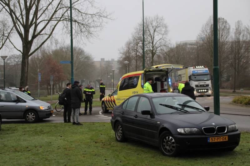 Overstekende fietsster aangereden