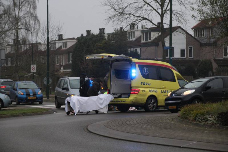 Overstekende fietsster aangereden