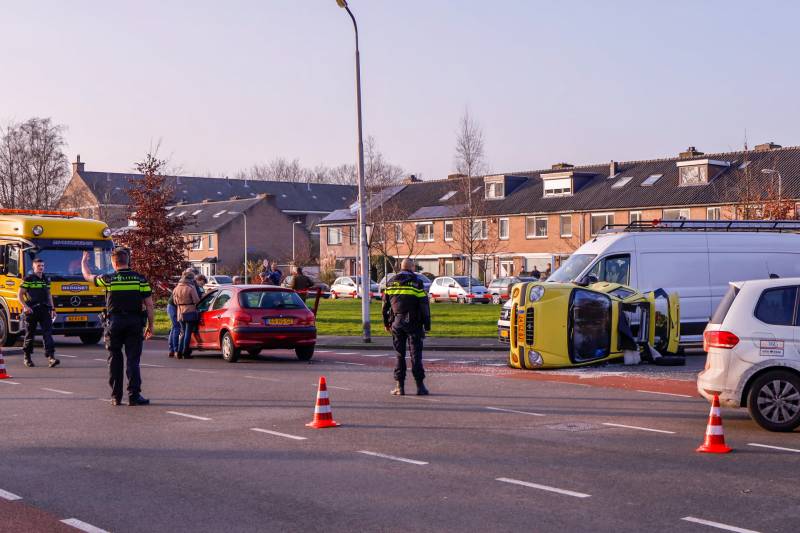 Flinke crash op kruising