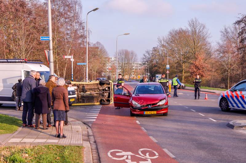 Flinke crash op kruising