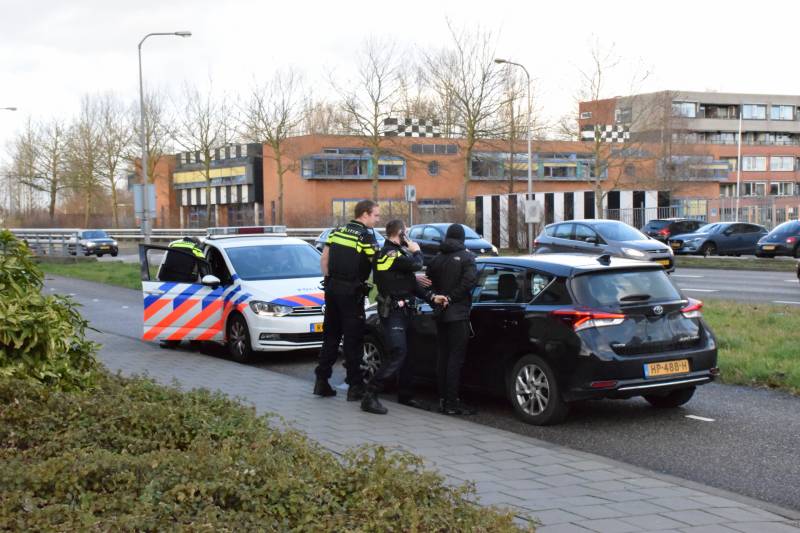 Politie onderzoekt mogelijk schietincident bij NS station Goverwelle
