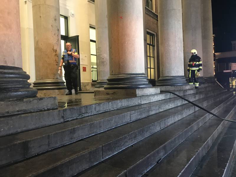 Brandweer oefent in rechtbank