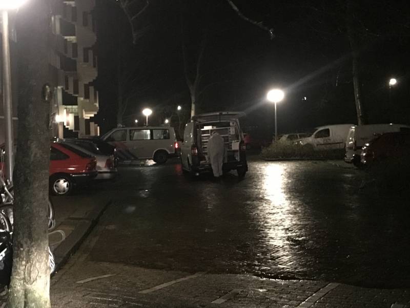 Inbreker overleden na val van flat