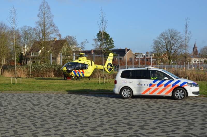 Persoon zwaargewond na val op ijs
