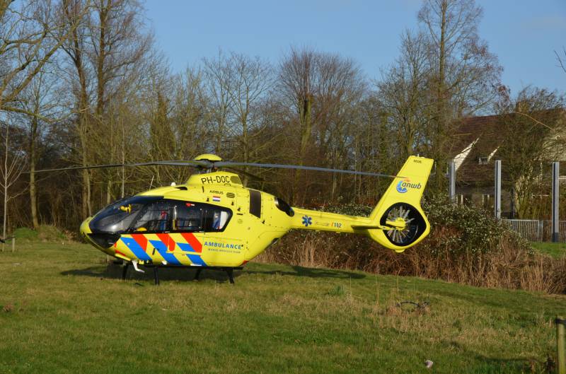 Persoon zwaargewond na val op ijs