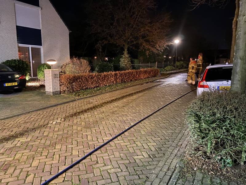 Brandweer druk met drie kilometer lang oliespoor