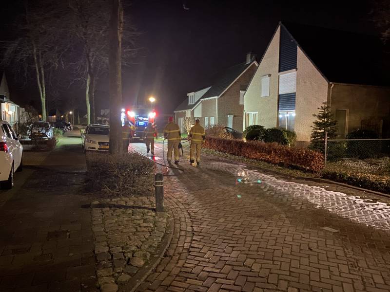 Brandweer druk met drie kilometer lang oliespoor