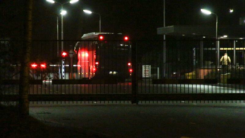 Coronavirus-evacués aangekomen defensieterrein Camp New Amsterdam