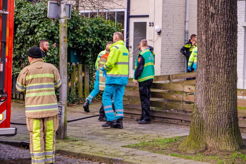 Arrestatieteam haalt man uit woning
