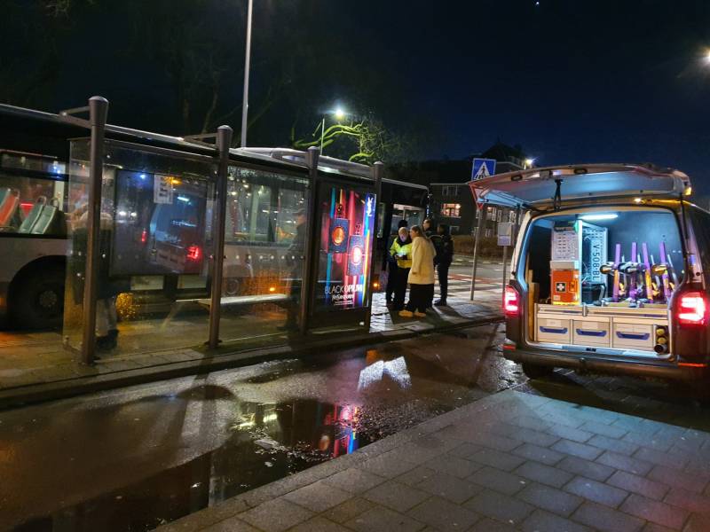 Ruit van bus kapot na verkeersruzie