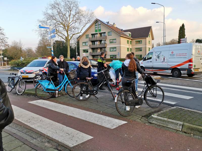 Fietser gewond na aanrijding met auto