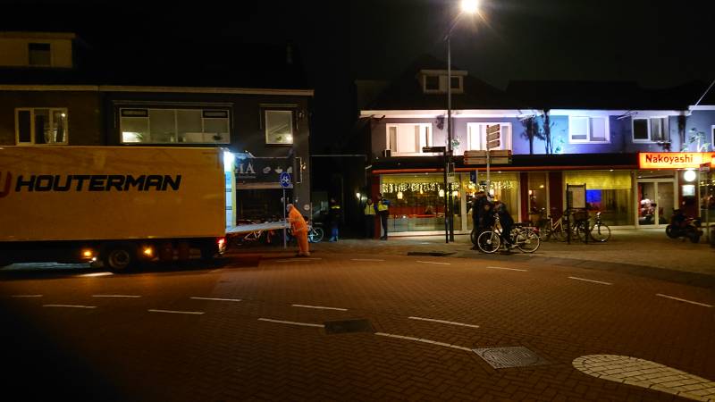 Politie doet inval in woning