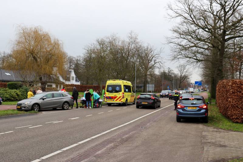 Fietser gewond na botsing met scooterrijder