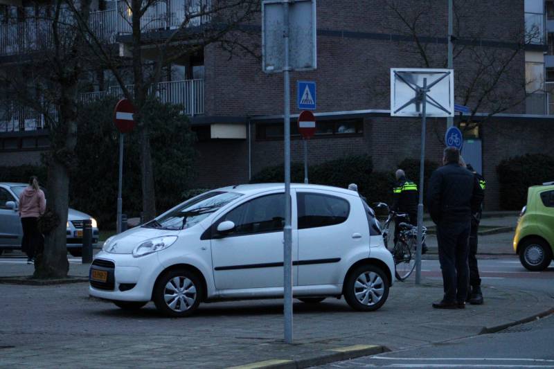 Scootmobiel aangereden door personenauto