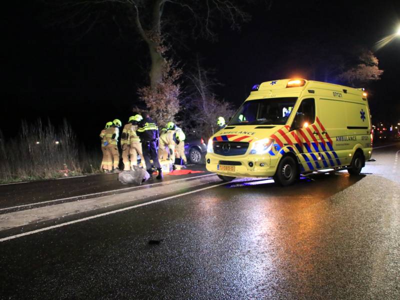 Auto crasht na achtervolging