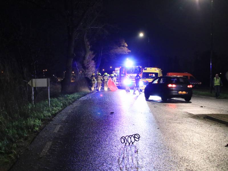 Auto crasht na achtervolging