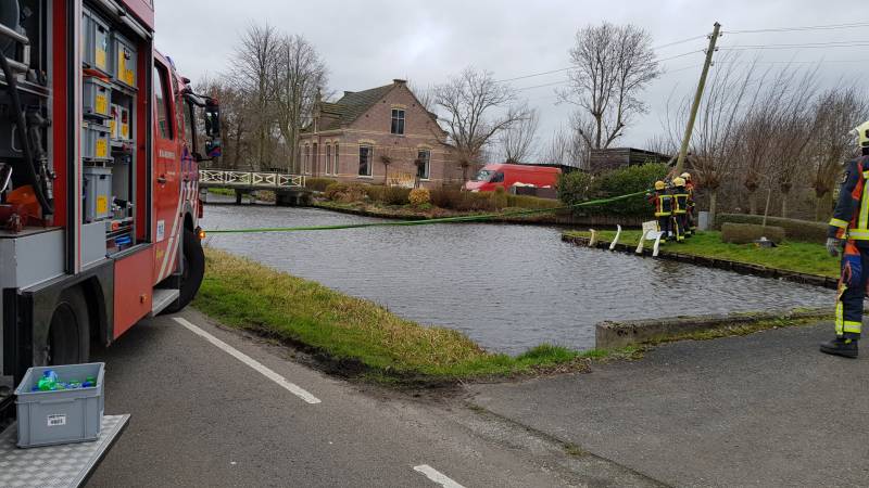 Stroompaal breekt af door harde wind