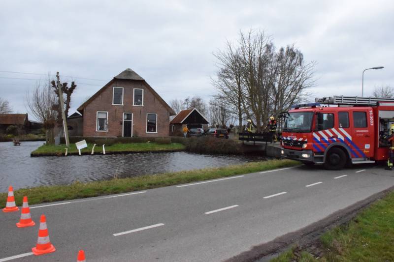 Stroompaal breekt af door harde wind