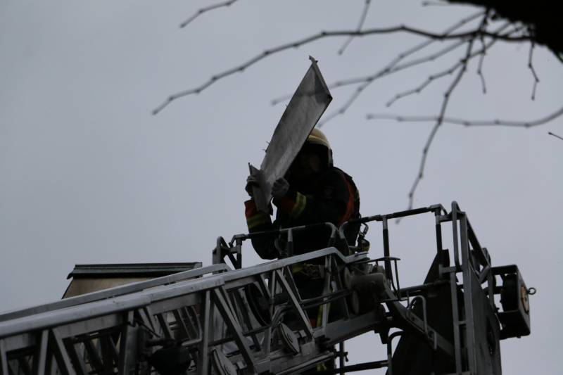 Hulpdiensten druk met stormschades